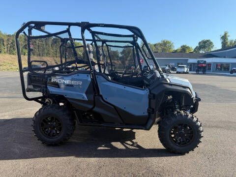 2024 Honda Pioneer 1000-5 Deluxe in Valparaiso, Indiana - Photo 2