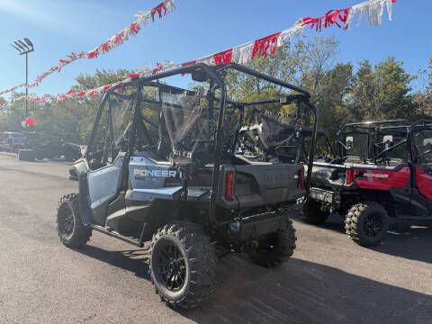 2024 Honda Pioneer 1000-5 Deluxe in Valparaiso, Indiana - Photo 9