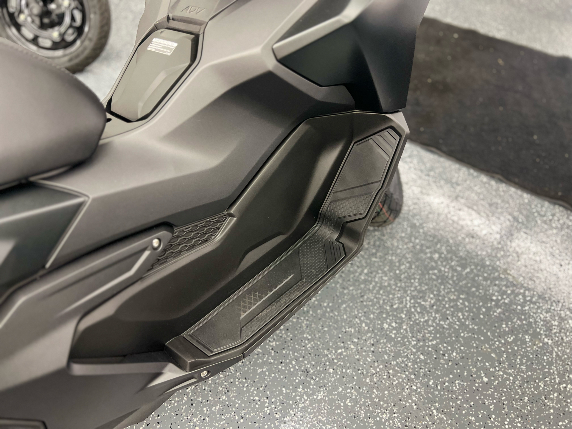 2025 Honda ADV160 in Valparaiso, Indiana - Photo 14