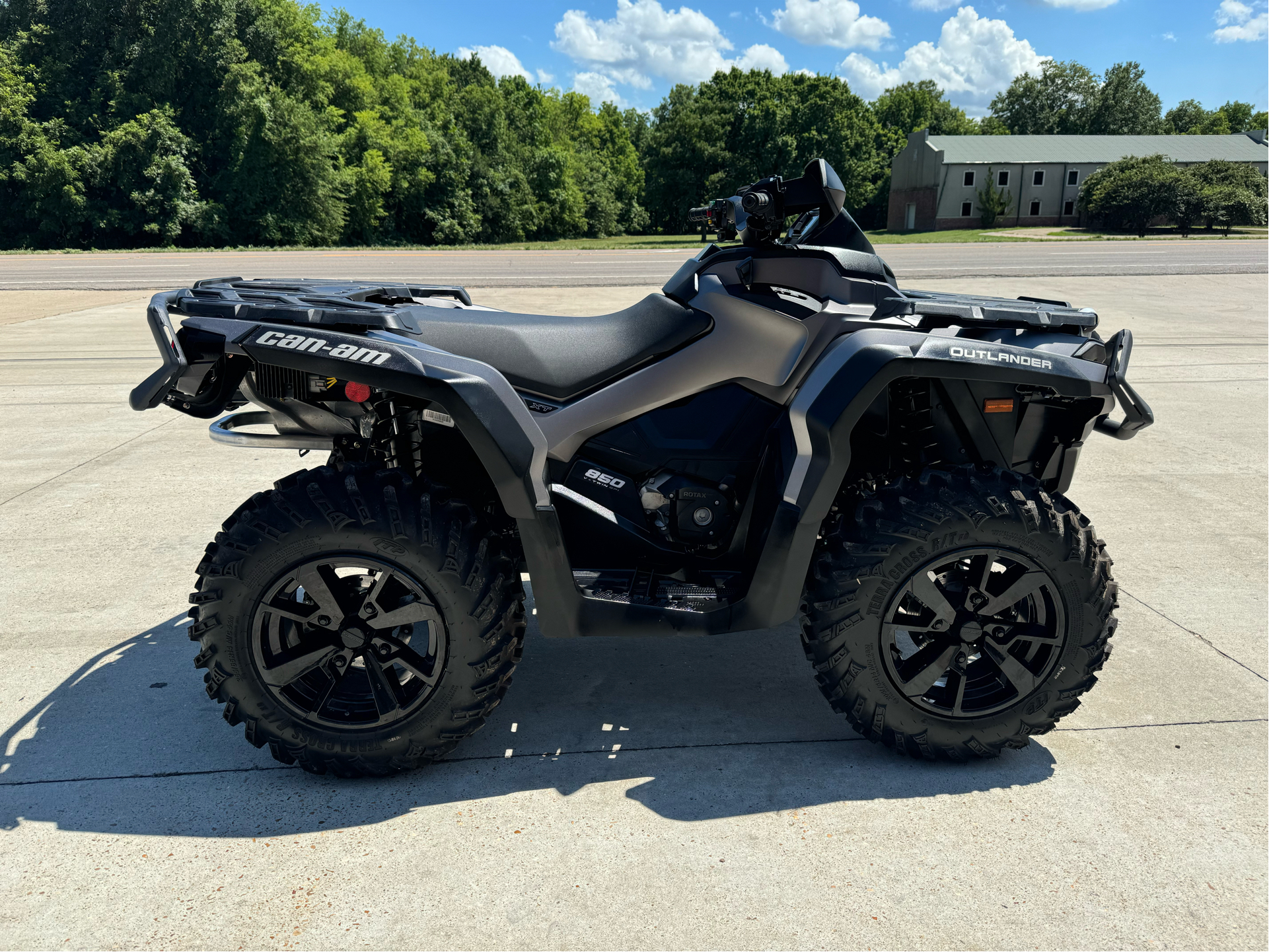 2024 Can-Am Outlander XT 850 in Leland, Mississippi - Photo 5