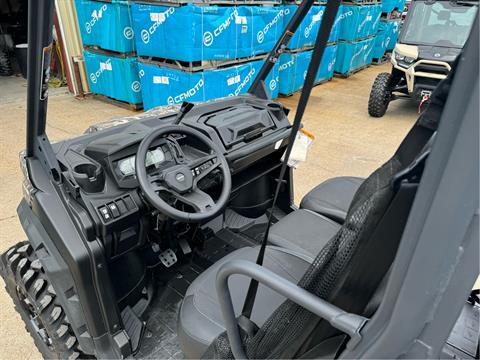 2024 Can-Am Defender MAX X MR in Leland, Mississippi - Photo 3