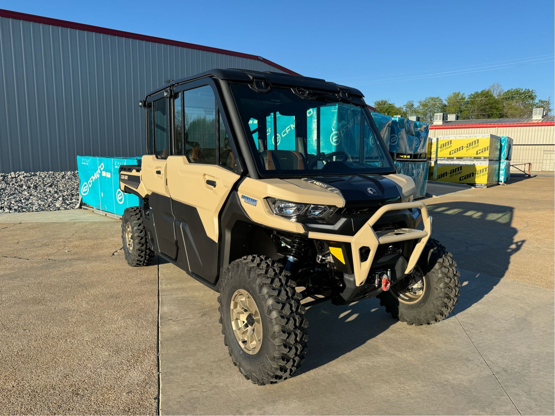 2024 Can-Am Defender MAX Limited in Leland, Mississippi - Photo 1
