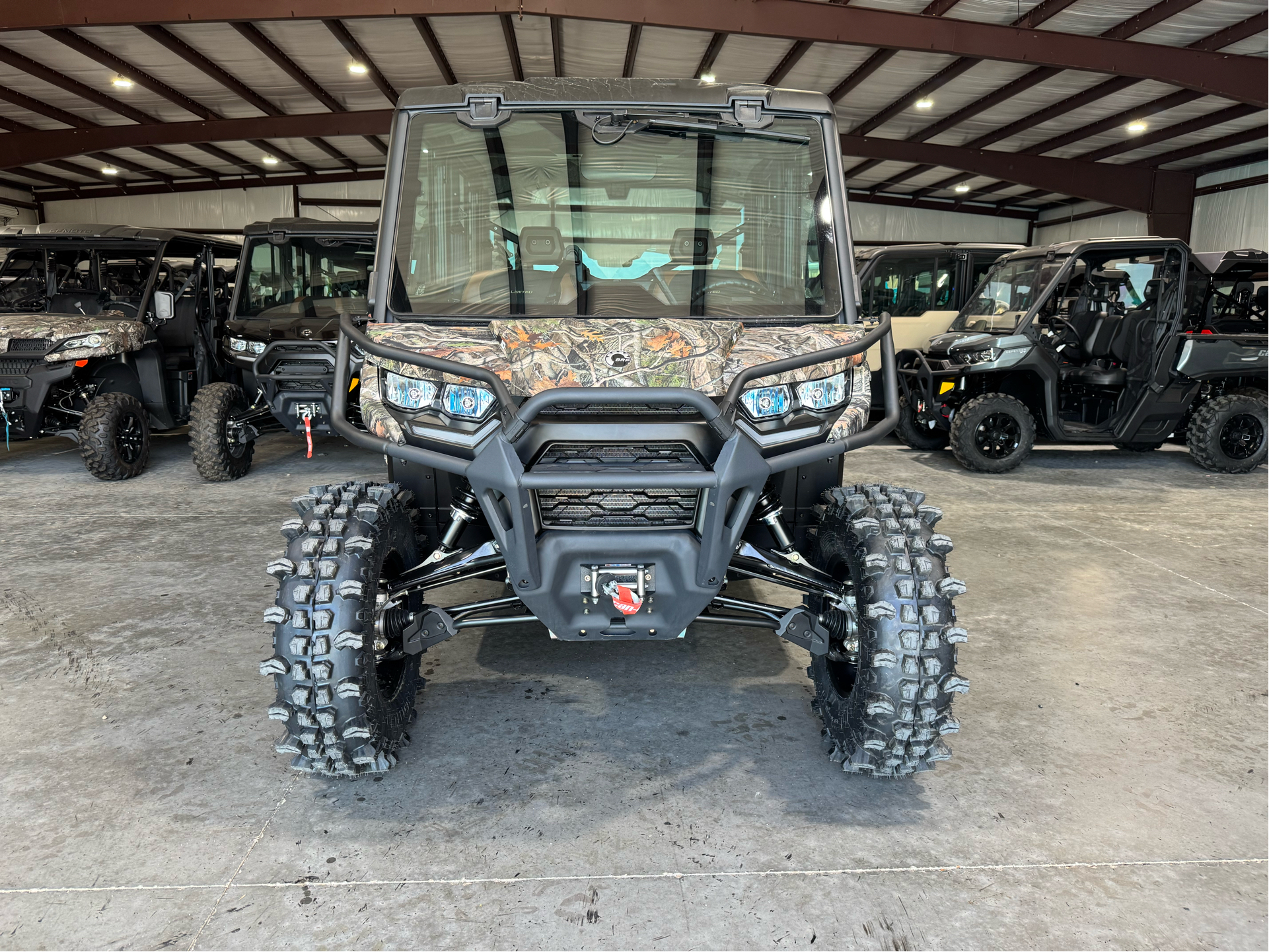 2024 Can-Am Defender MAX Limited in Leland, Mississippi - Photo 3