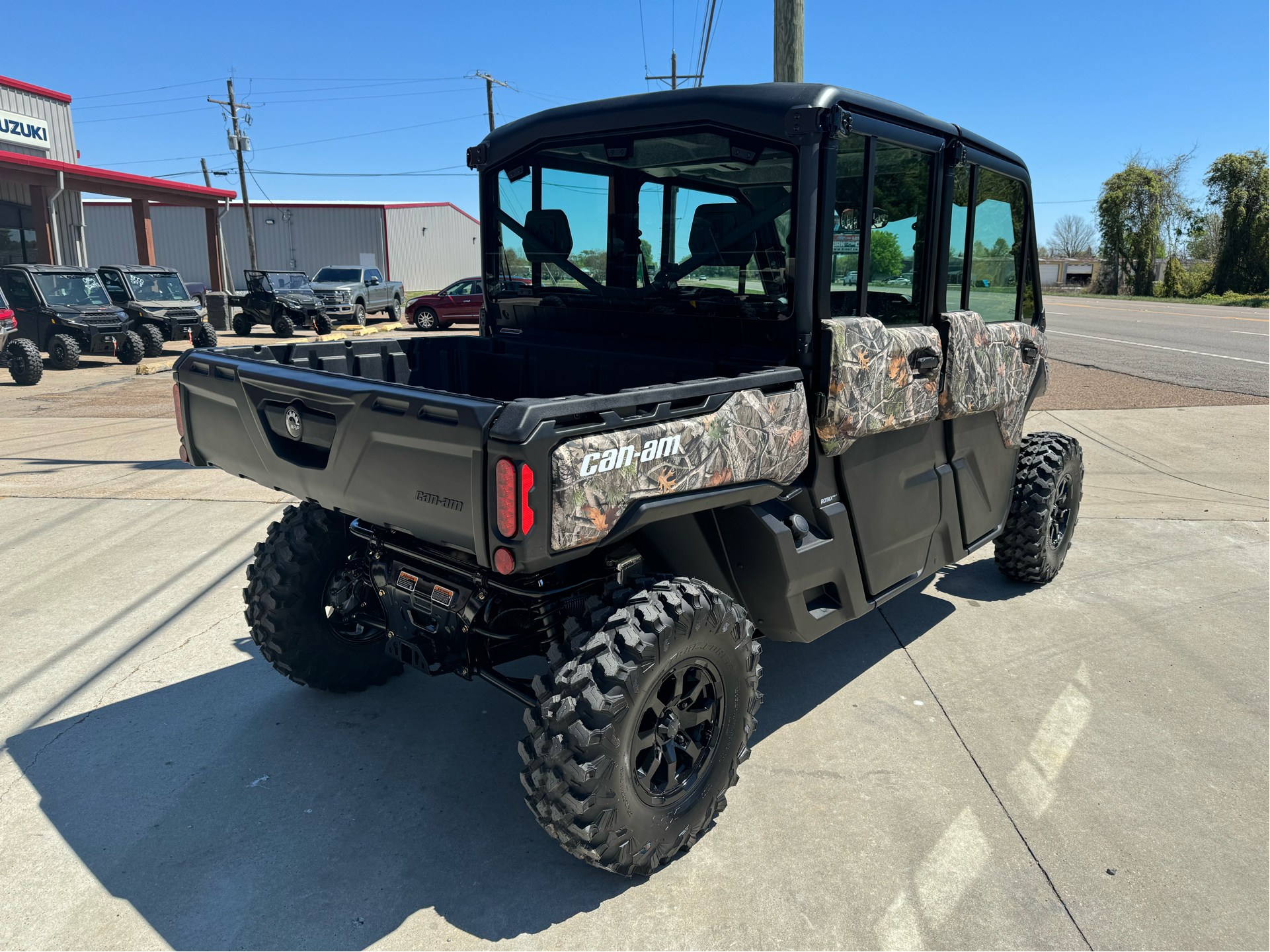 2024 Can-Am Defender MAX Limited in Leland, Mississippi - Photo 3