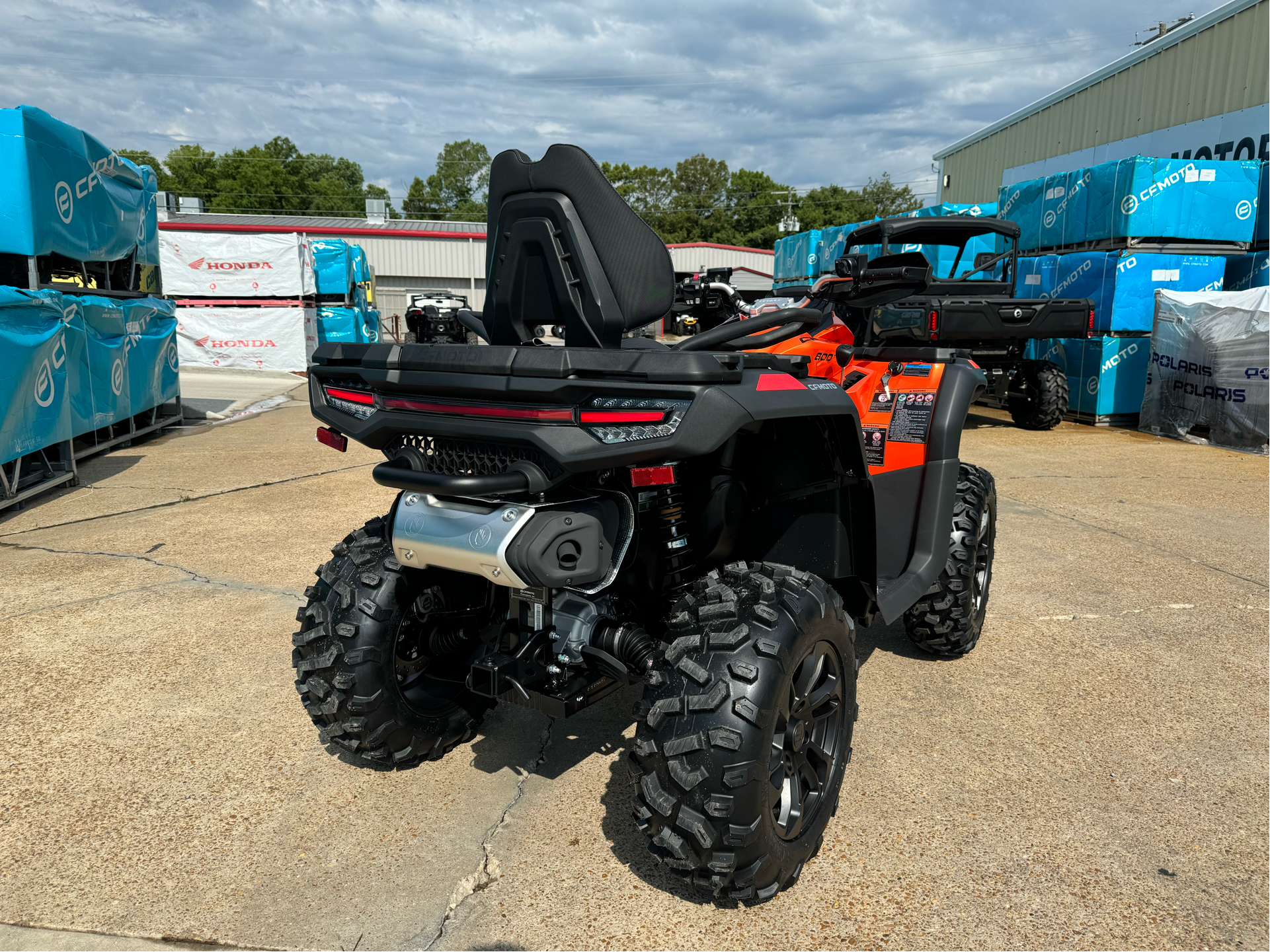 2024 CFMOTO CForce 800 Touring in Leland, Mississippi - Photo 4