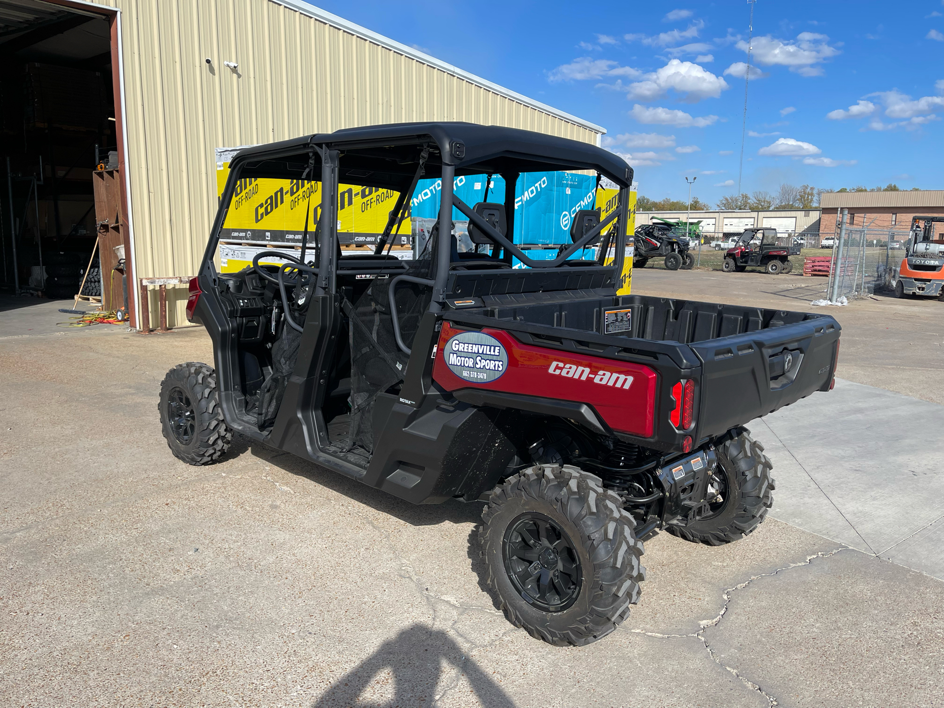 2024 Can-Am Defender MAX XT HD10 in Leland, Mississippi - Photo 5