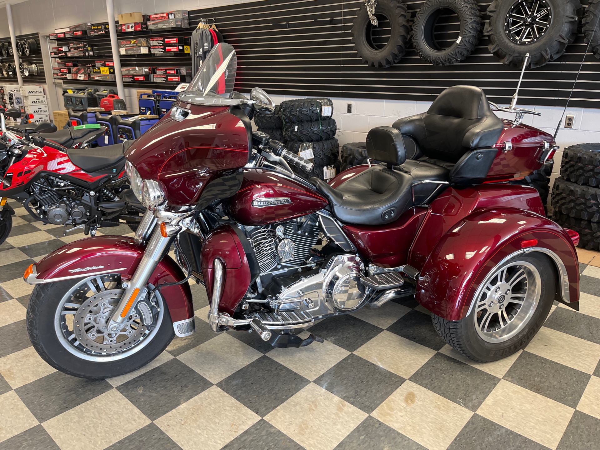 2015 Harley-Davidson Tri Glide® Ultra in Leland, Mississippi - Photo 3