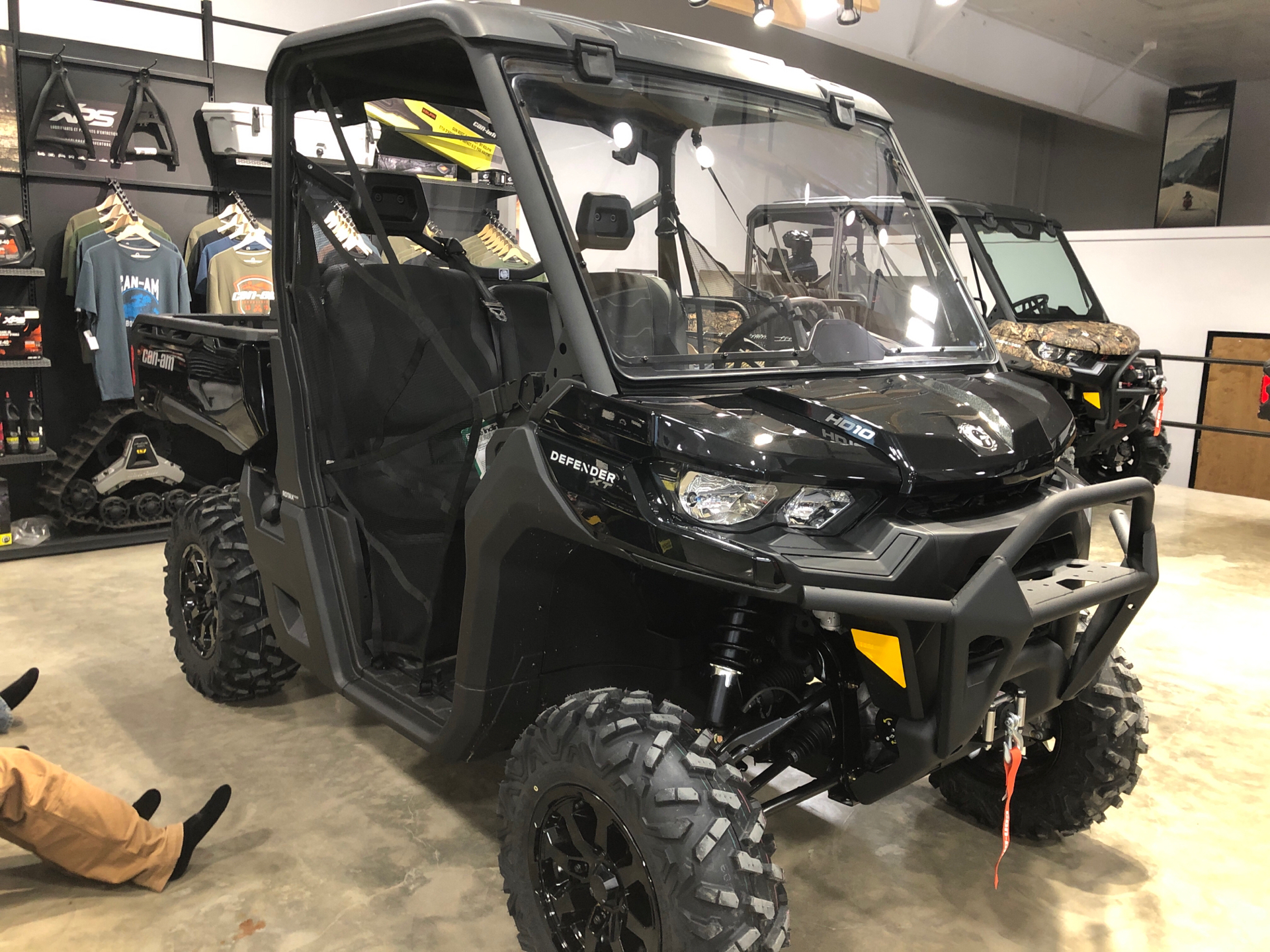 2022 Can-Am Defender XT HD10 in Leland, Mississippi - Photo 2