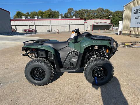 2023 Can-Am Outlander Pro HD7 in Leland, Mississippi - Photo 2