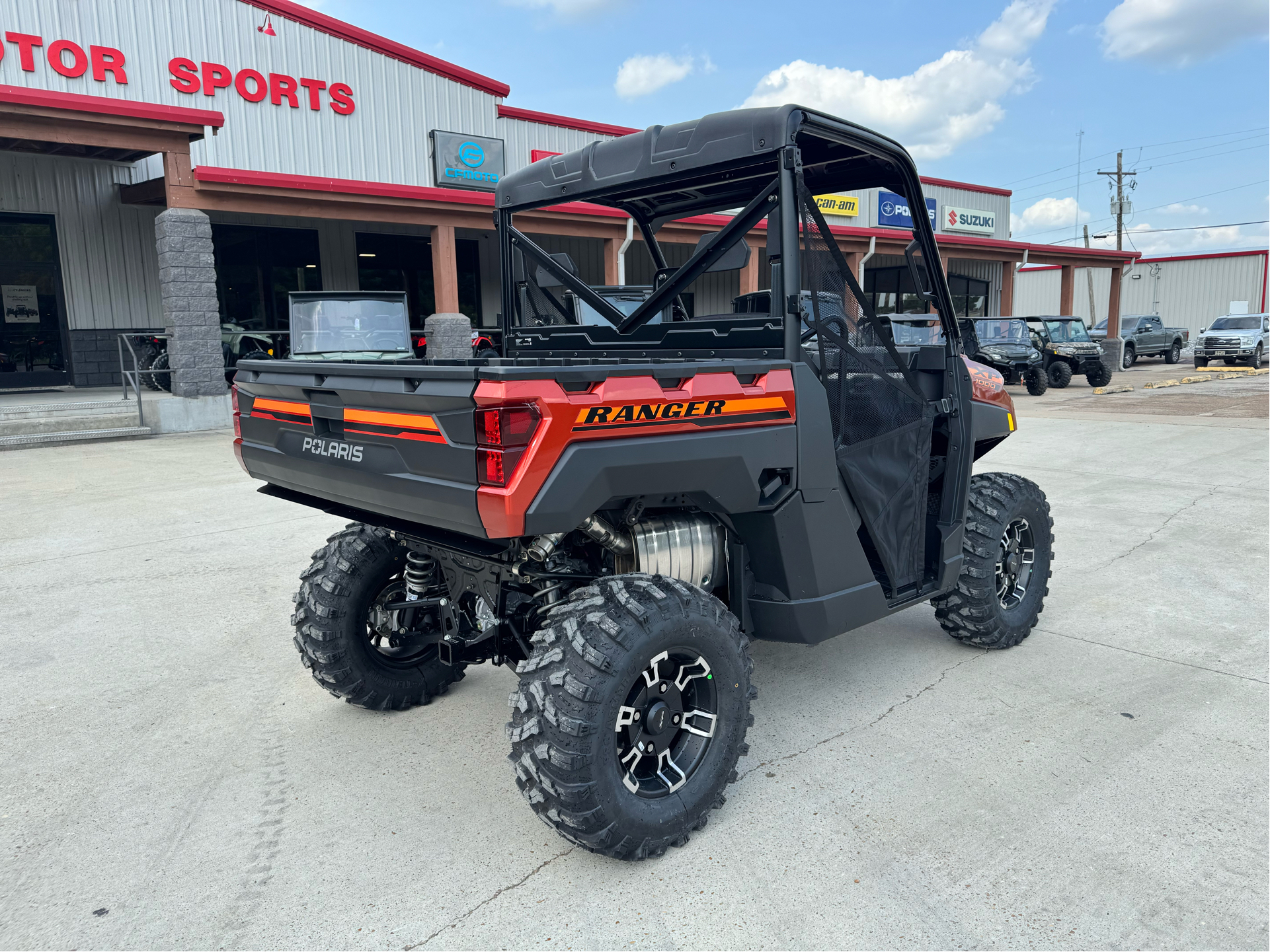 2025 Polaris Ranger XP 1000 Premium in Leland, Mississippi - Photo 2