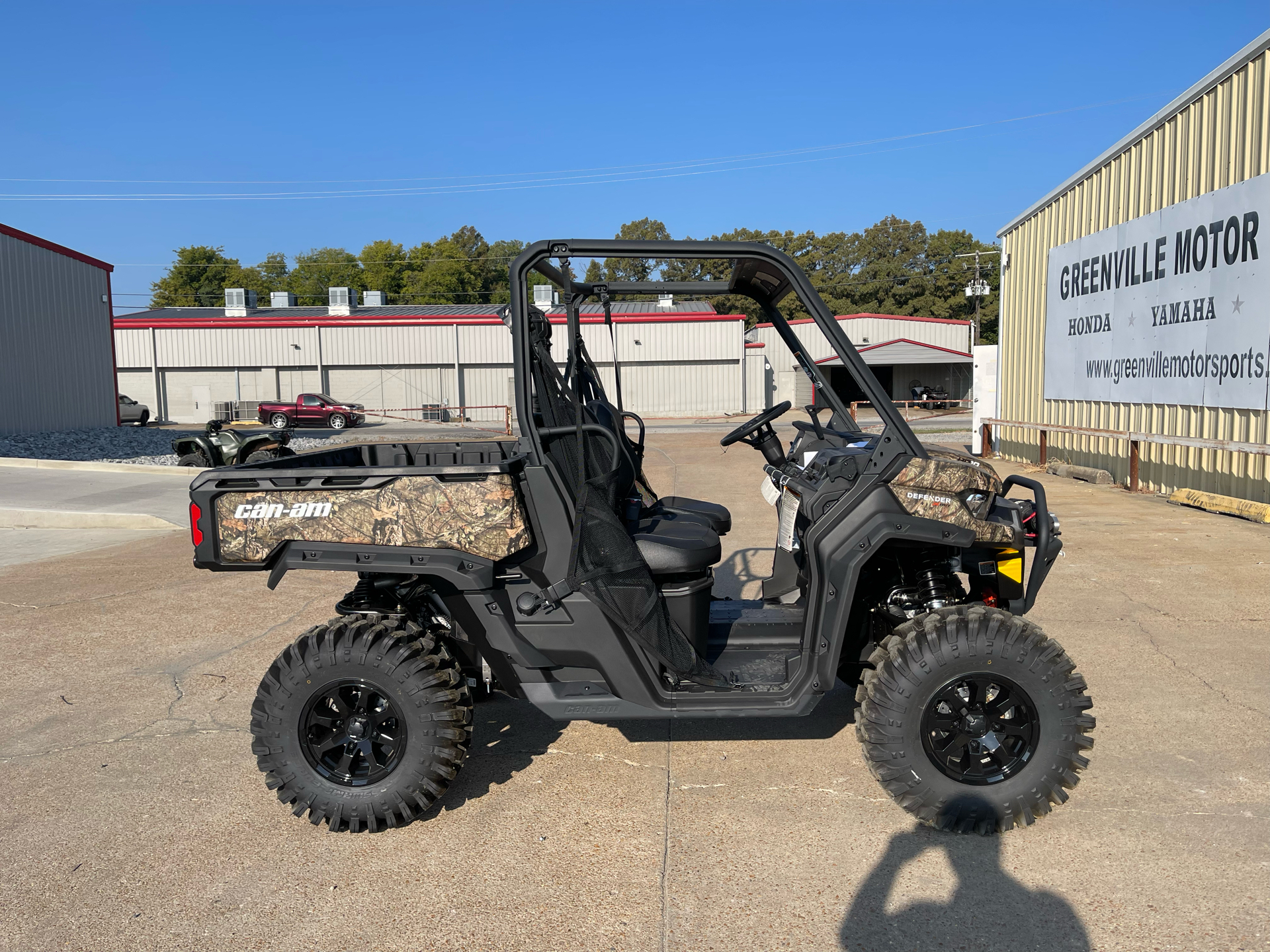 2023 Can-Am Defender X MR HD10 in Leland, Mississippi - Photo 2