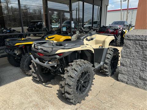 2024 Can-Am Outlander PRO XU HD5 in Leland, Mississippi - Photo 2