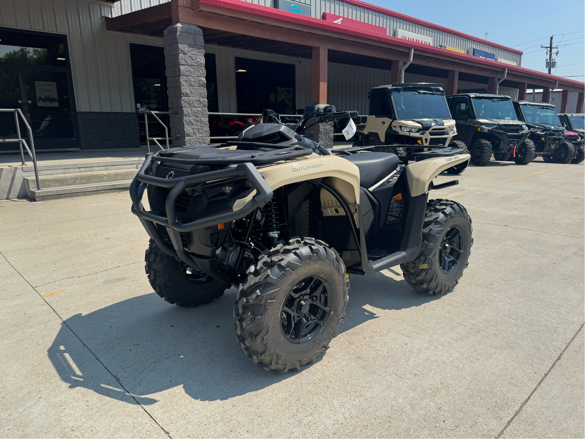 2024 Can-Am Outlander PRO XU HD5 in Leland, Mississippi - Photo 1