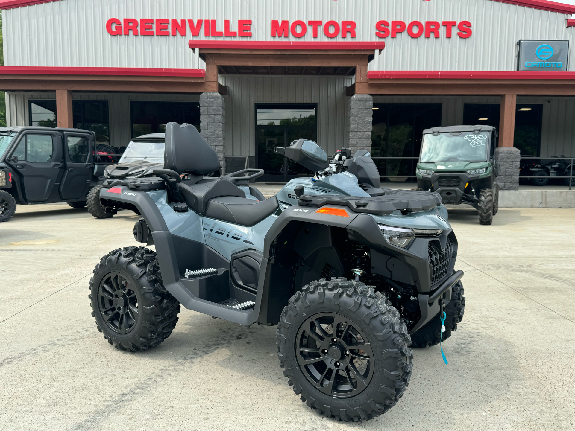 2024 CFMOTO CForce 800 Touring in Leland, Mississippi - Photo 1