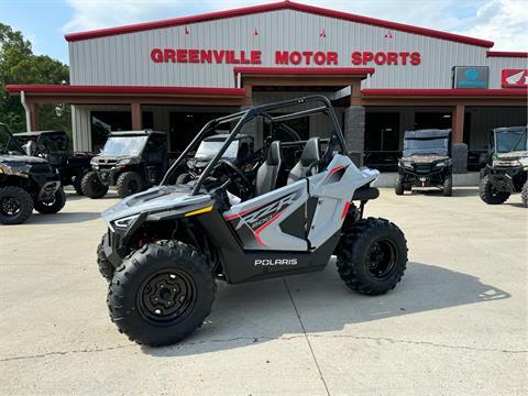 2024 Polaris RZR 200 EFI in Leland, Mississippi - Photo 1