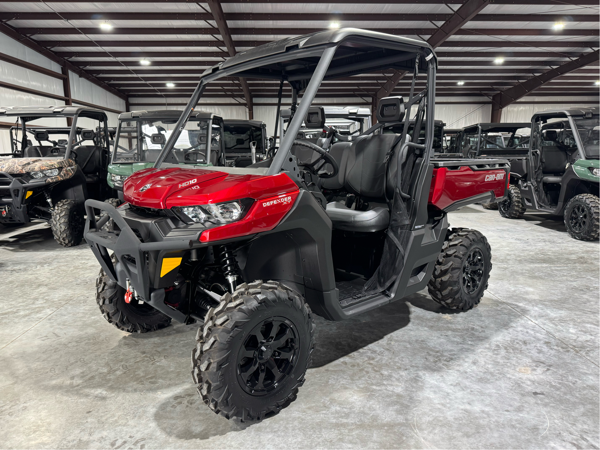 2024 Can-Am Defender XT HD10 in Leland, Mississippi - Photo 1