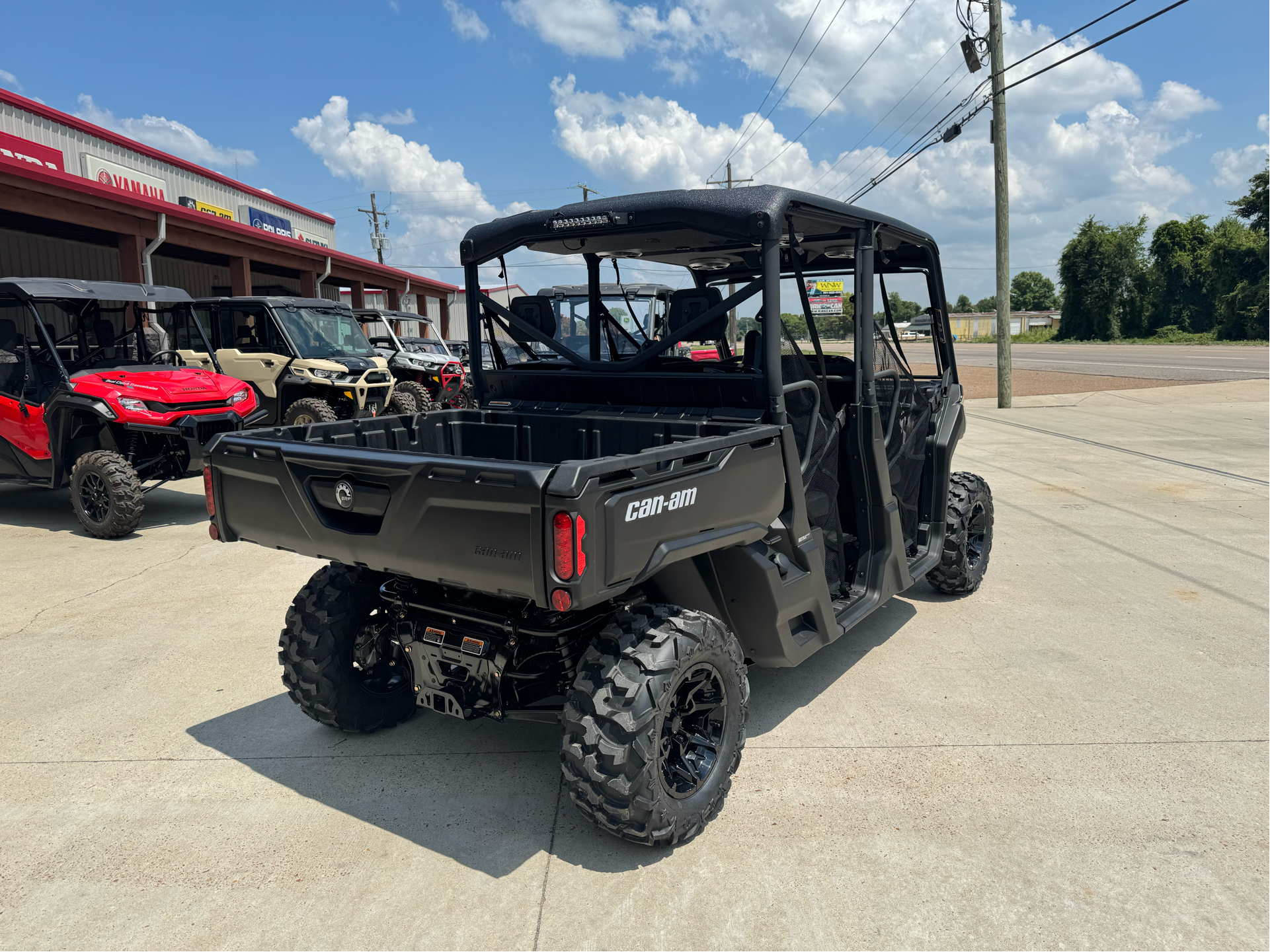 2024 Can-Am Defender MAX DPS HD9 in Leland, Mississippi - Photo 3