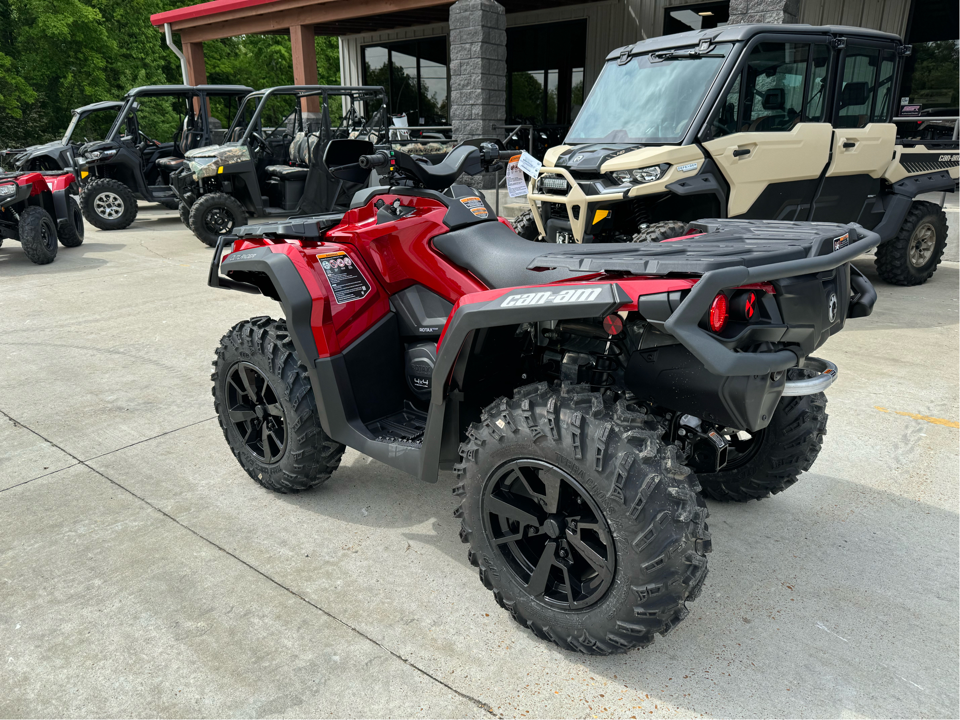 2024 Can-Am Outlander XT 1000R in Leland, Mississippi - Photo 2