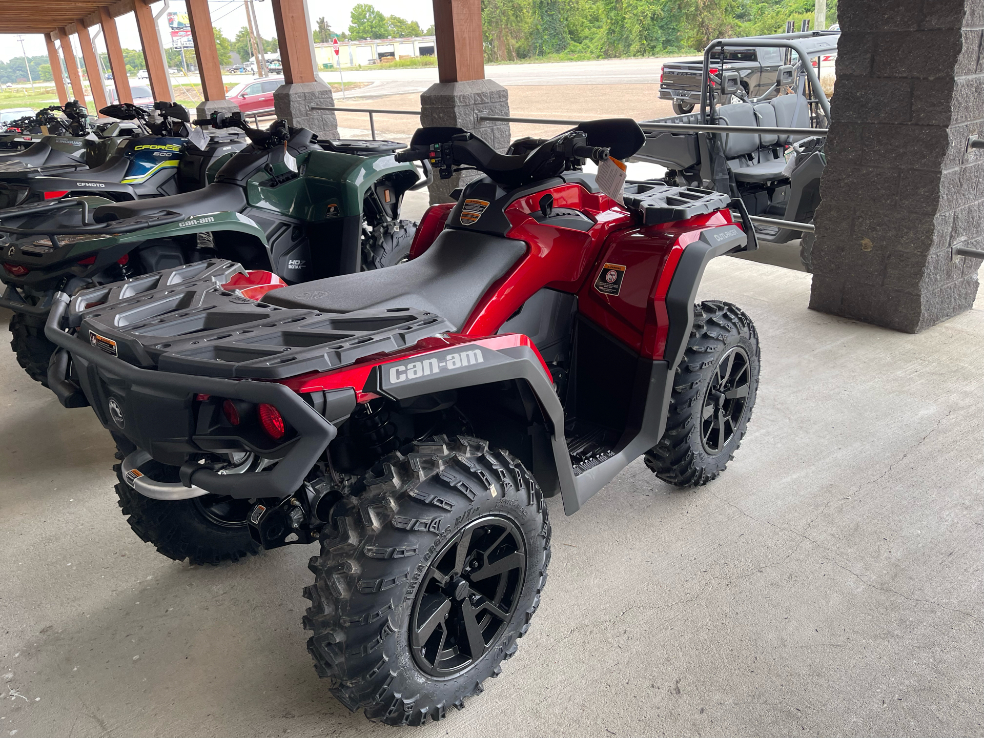 2024 Can-Am Outlander XT 1000R in Leland, Mississippi - Photo 3