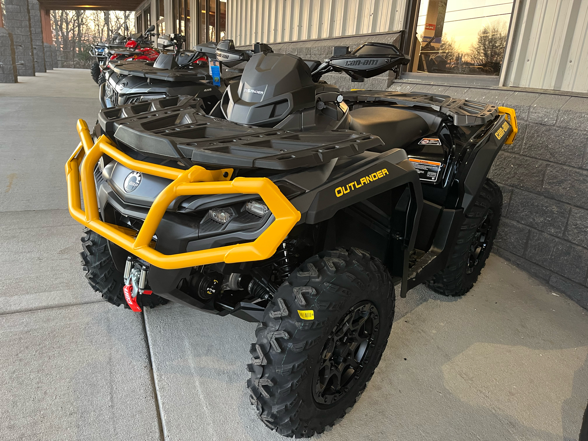 2023 Can-Am Outlander XT-P 850 in Leland, Mississippi - Photo 2