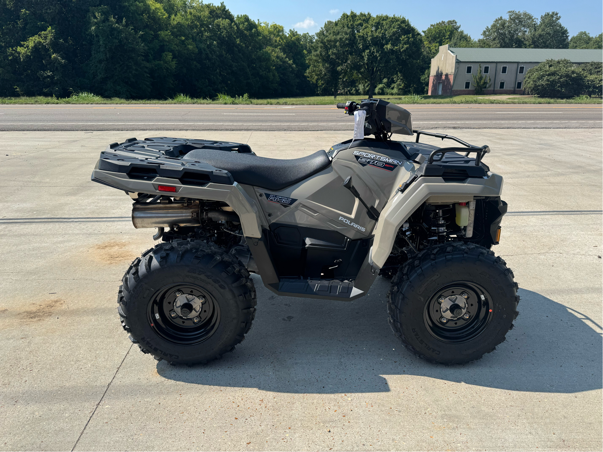 2024 Polaris Sportsman 570 in Leland, Mississippi - Photo 2