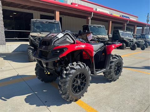 2025 Can-Am Outlander X MR 700 in Leland, Mississippi - Photo 1