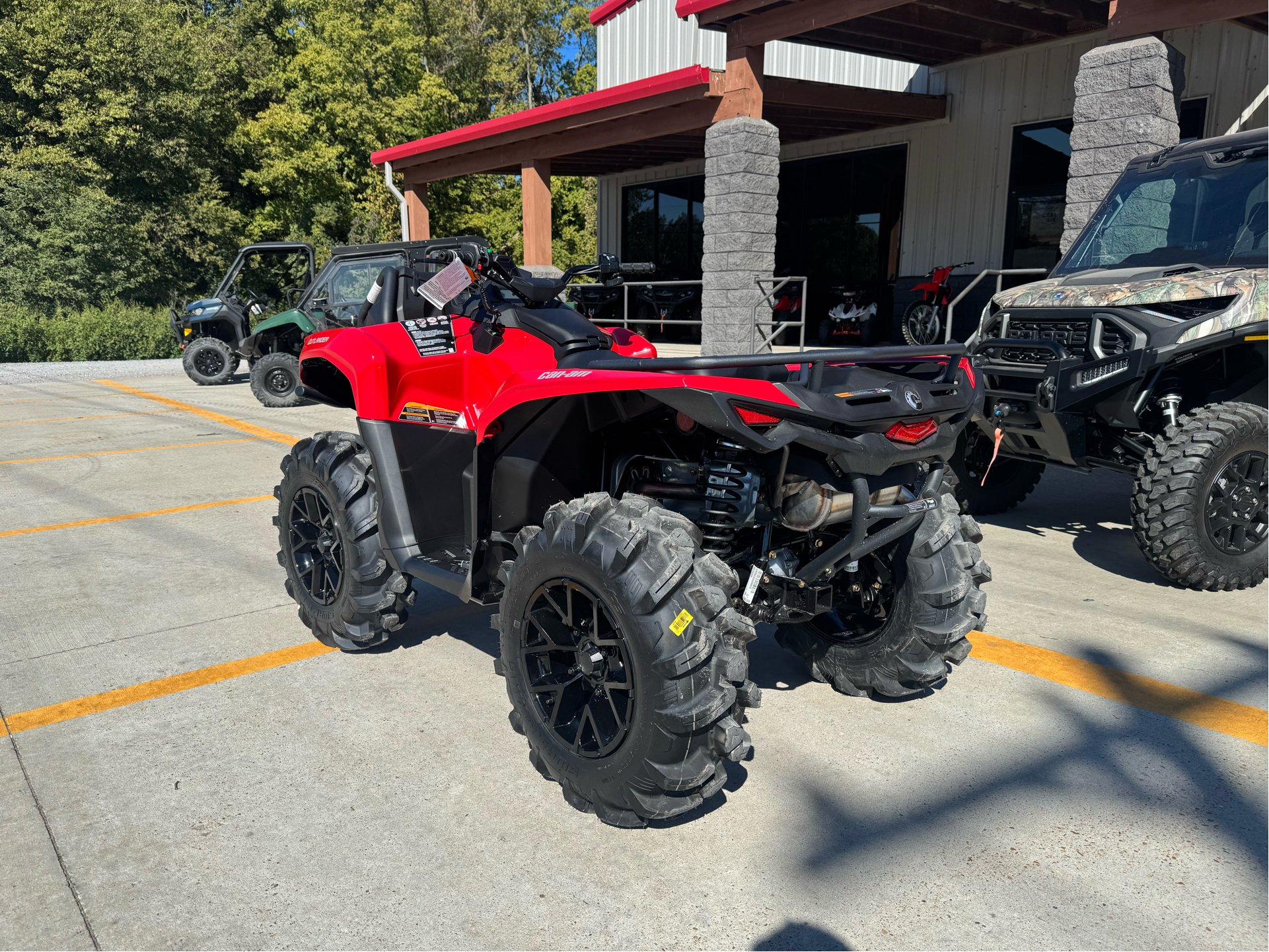 2025 Can-Am Outlander X MR 700 in Leland, Mississippi - Photo 2