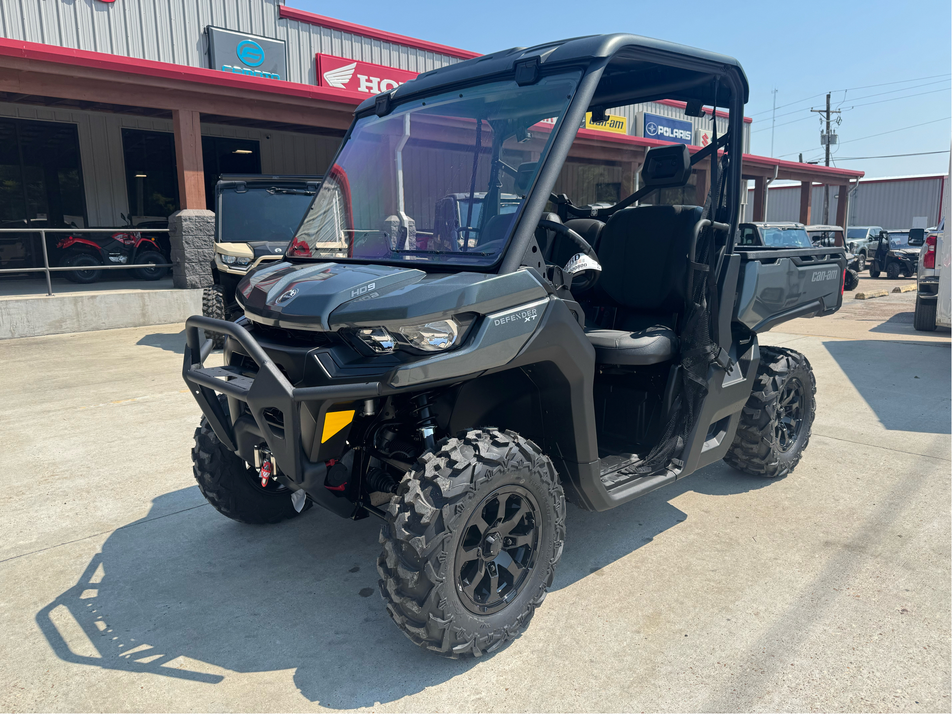 2024 Can-Am Defender XT HD9 in Leland, Mississippi - Photo 1