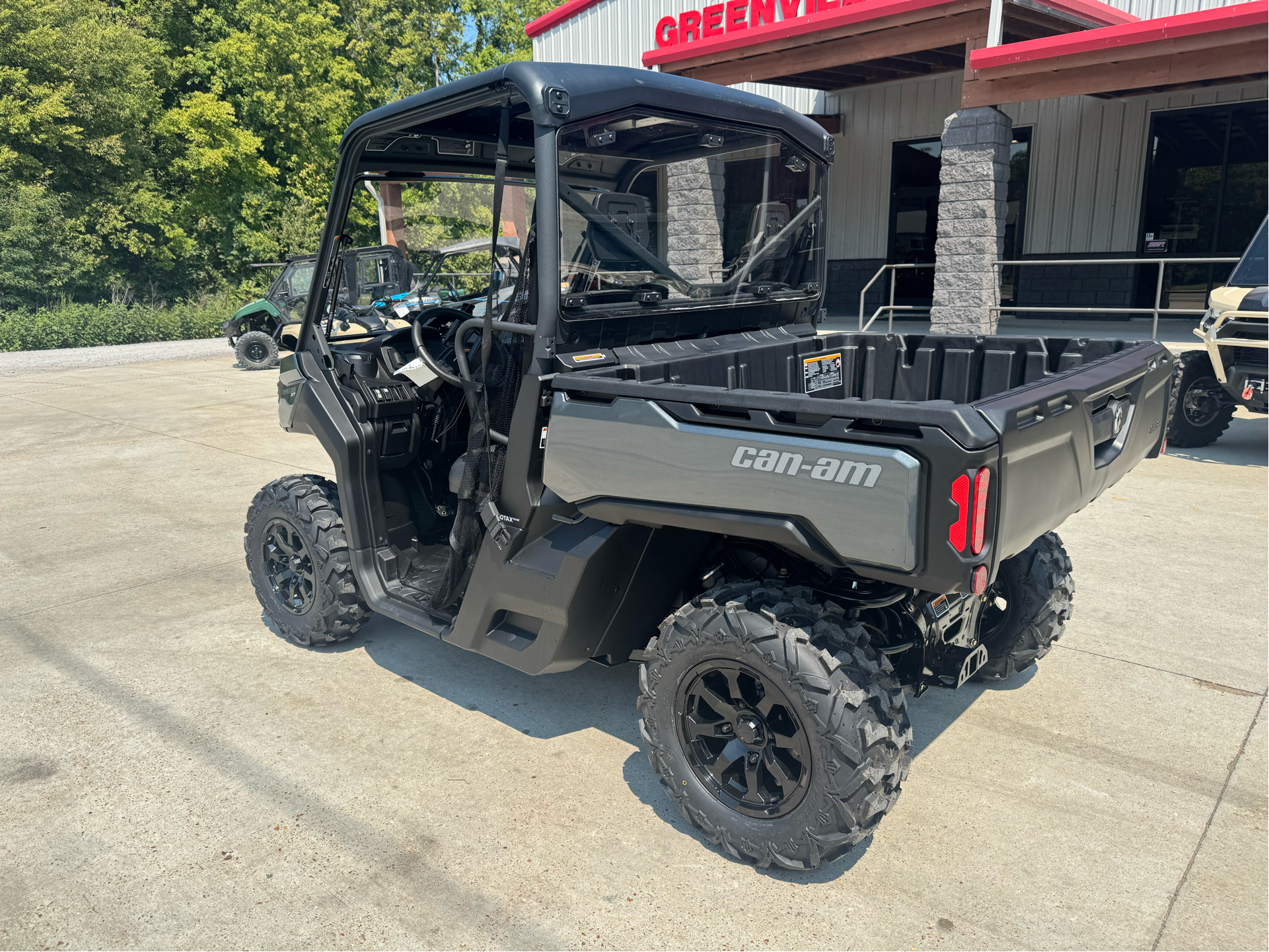 2024 Can-Am Defender XT HD9 in Leland, Mississippi - Photo 2