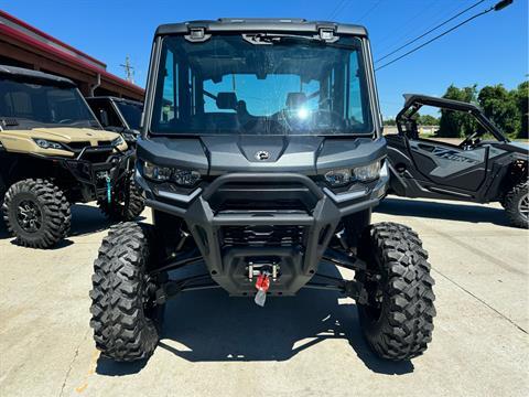 2024 Can-Am Defender MAX Limited in Leland, Mississippi - Photo 2