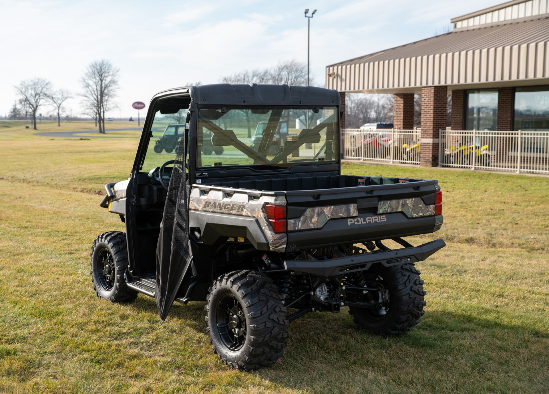 2024 Polaris Ranger XP 1000 Premium in Charleston, Illinois - Photo 6