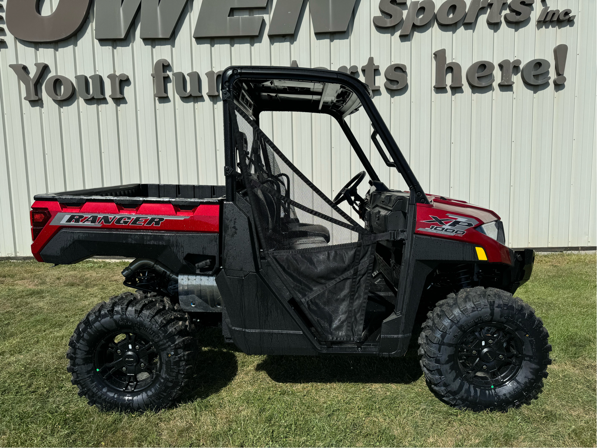 2025 Polaris Ranger XP 1000 Premium in Charleston, Illinois - Photo 1