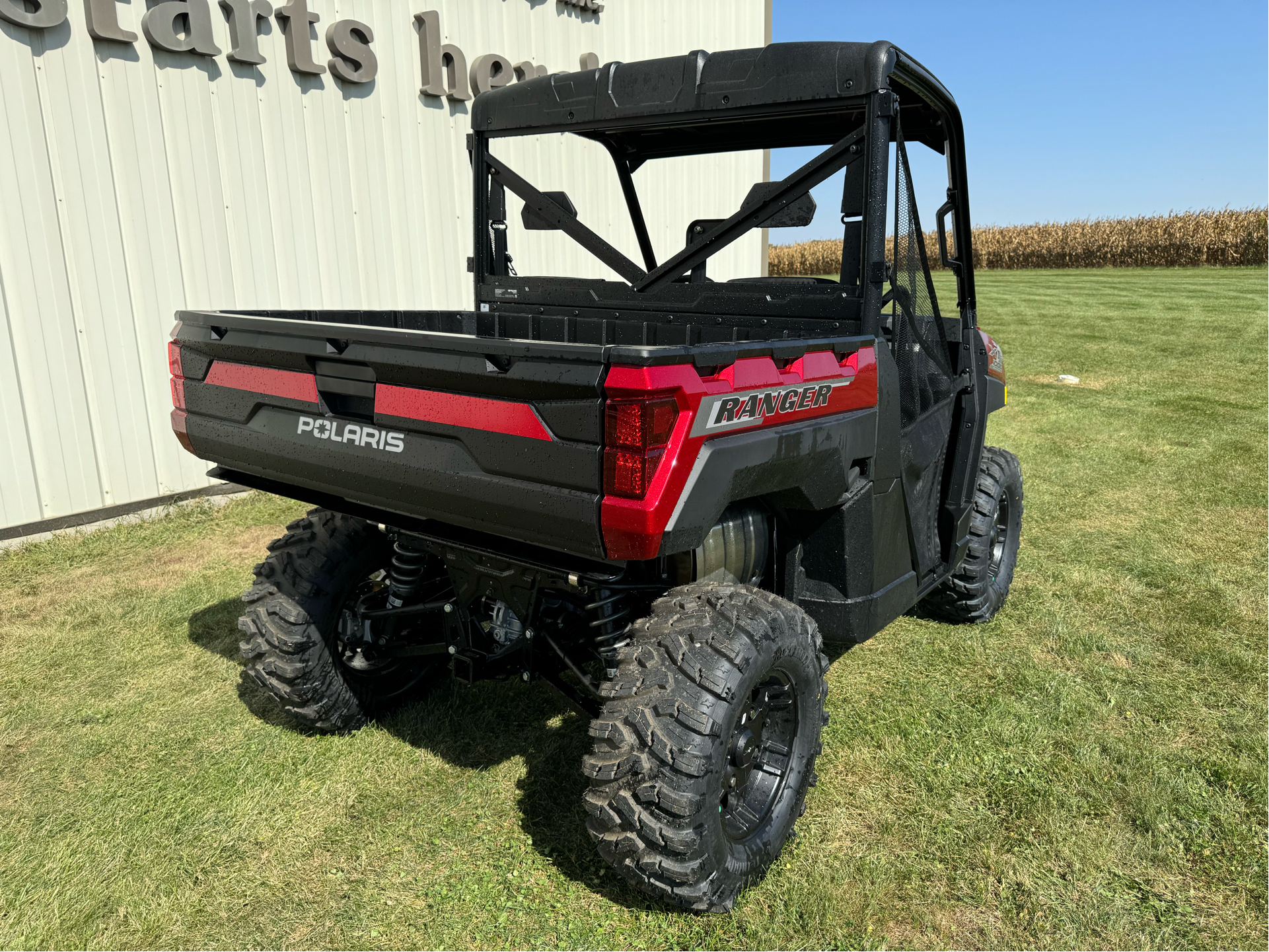 2025 Polaris Ranger XP 1000 Premium in Charleston, Illinois - Photo 8