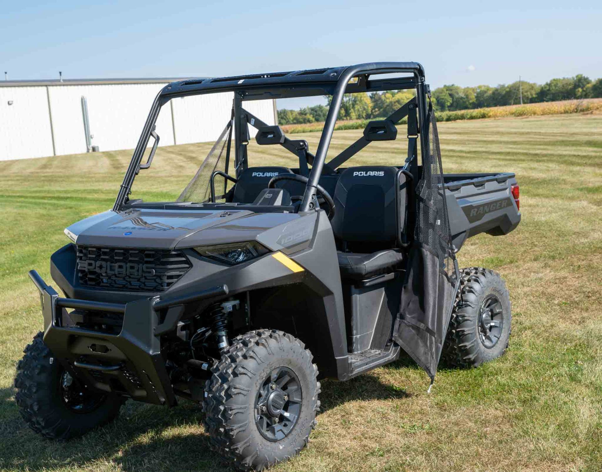 2025 Polaris Ranger 1000 Premium in Charleston, Illinois - Photo 2