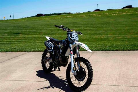 2022 Husqvarna FC 450 ROCKSTAR EDITION in Charleston, Illinois - Photo 2