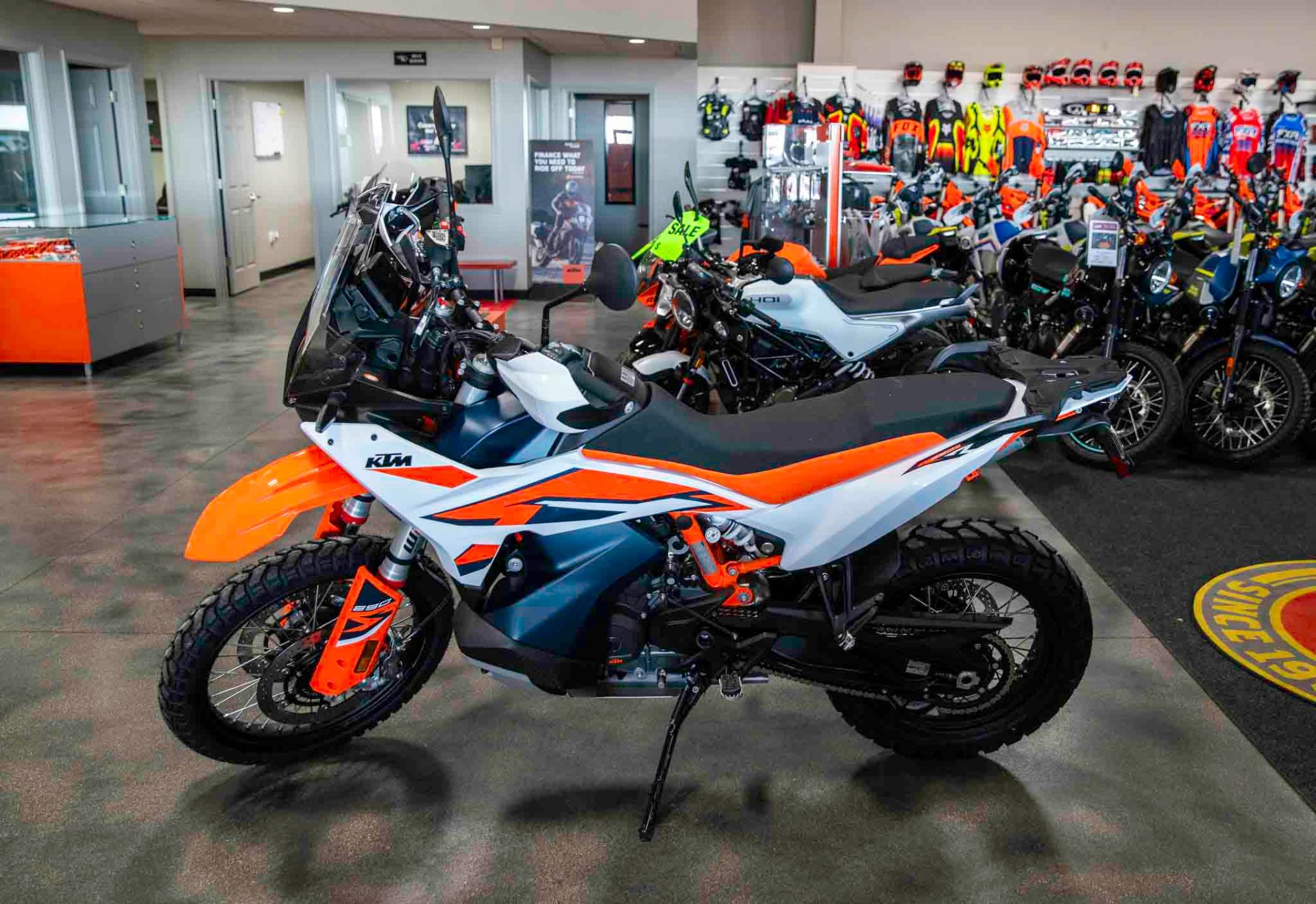 2024 KTM 890 Adventure R in Charleston, Illinois - Photo 5