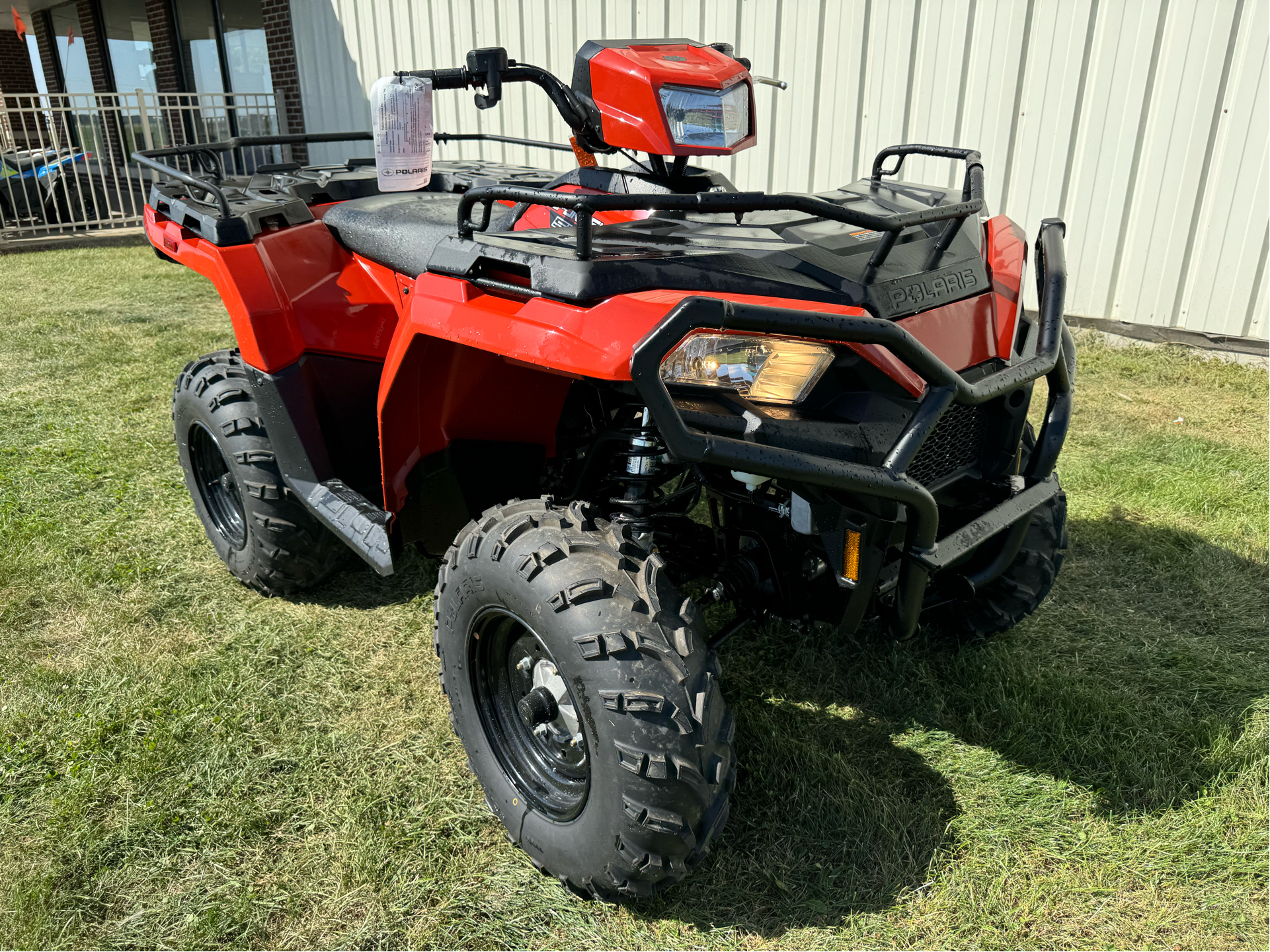 2025 Polaris Sportsman 570 in Charleston, Illinois - Photo 2