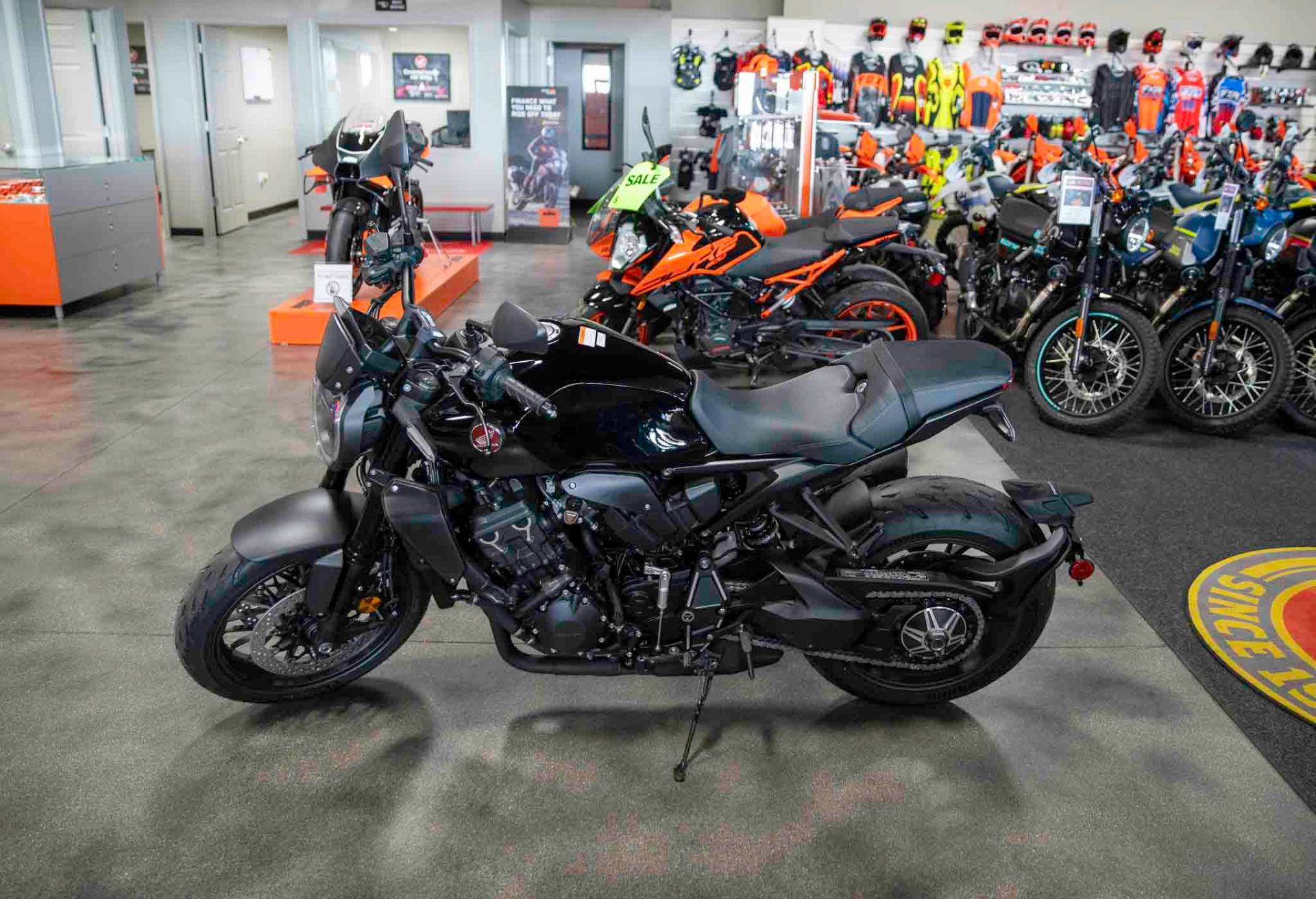 2023 Honda CB1000R Black Edition in Charleston, Illinois - Photo 5