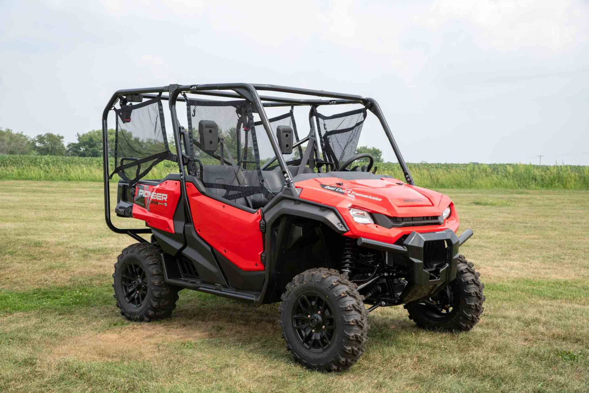 2023 Honda Pioneer 1000-5 Deluxe in Charleston, Illinois - Photo 2