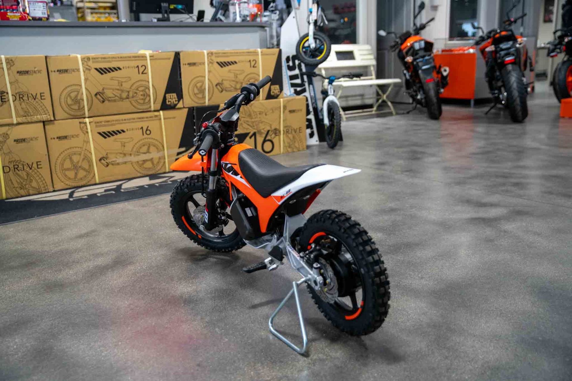 2024 KTM SX-E 2 in Charleston, Illinois - Photo 6