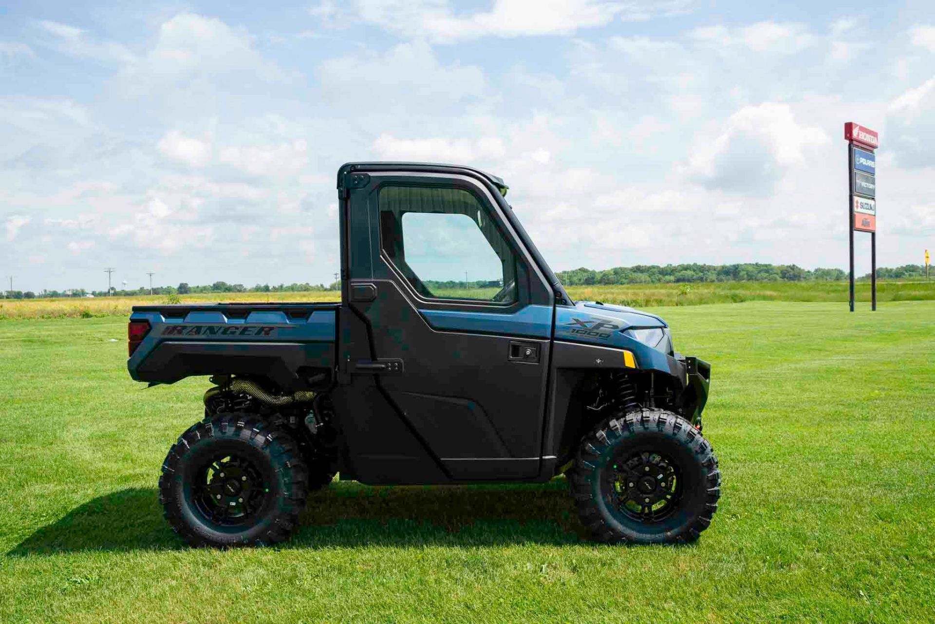 2025 Polaris Ranger XP 1000 NorthStar Edition Premium With Fixed Windshield in Charleston, Illinois - Photo 1