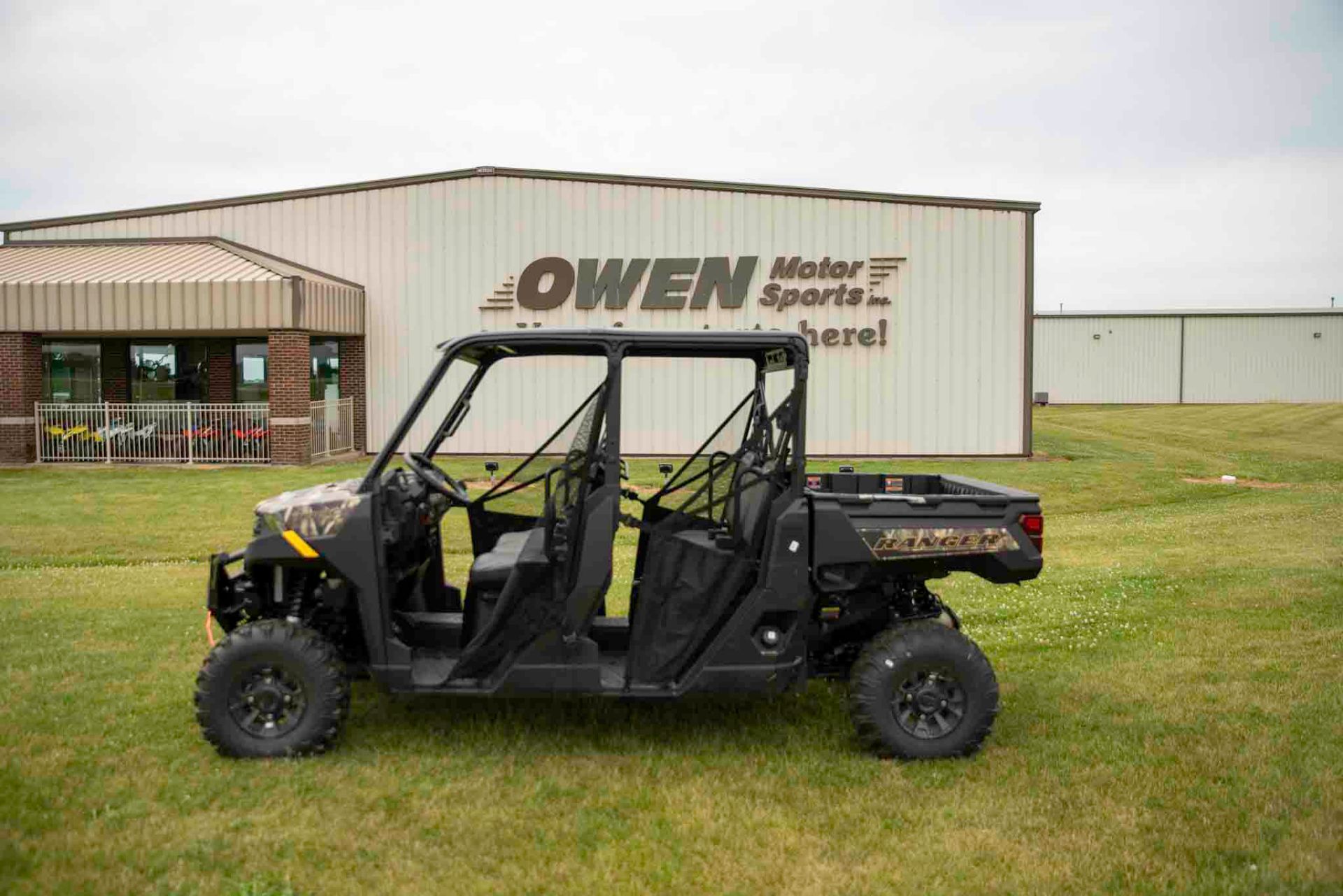 2025 Polaris Ranger Crew XP 1000 Premium in Charleston, Illinois - Photo 1