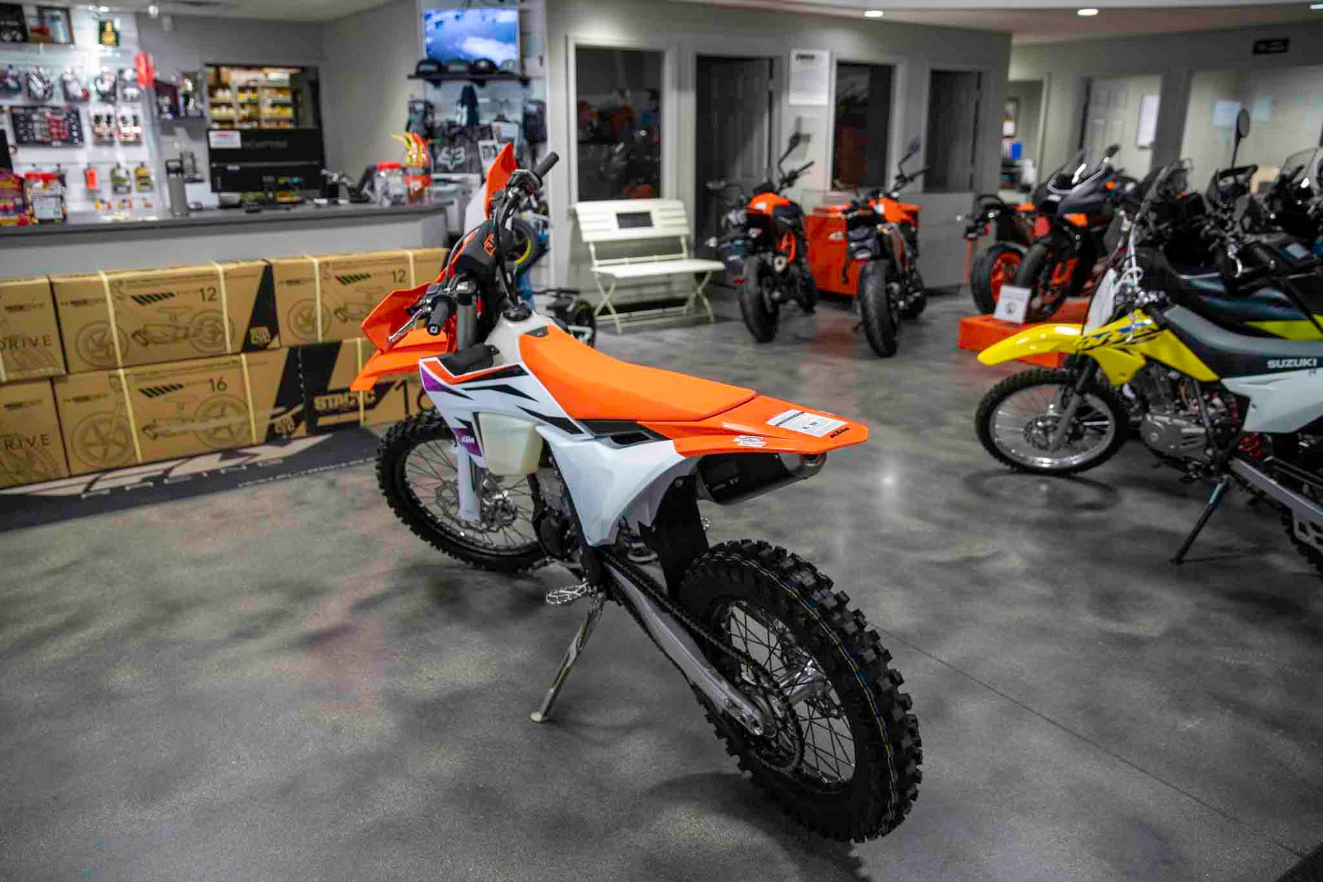 2024 KTM 450 XC-F in Charleston, Illinois - Photo 6