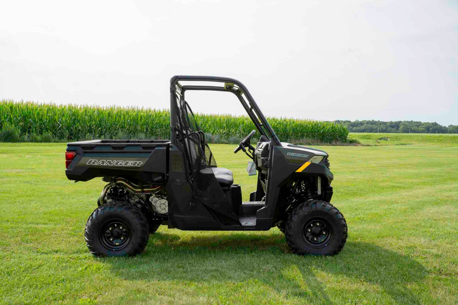 2025 Polaris Ranger 1000 in Charleston, Illinois - Photo 1