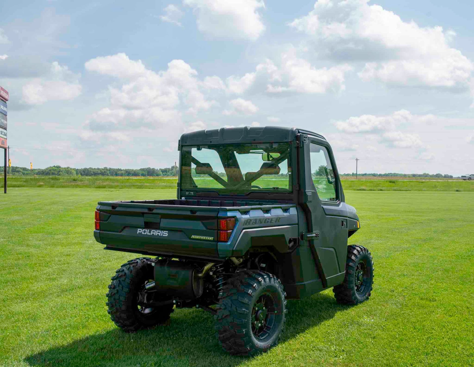 2025 Polaris Ranger XP 1000 NorthStar Edition Ultimate in Charleston, Illinois - Photo 8