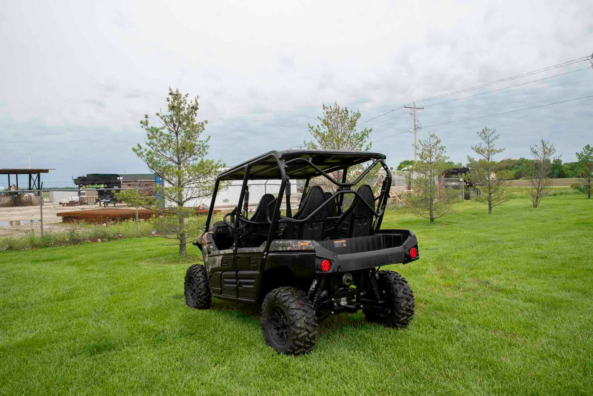 2025 Kawasaki Teryx4 S Camo in Effingham, Illinois - Photo 6