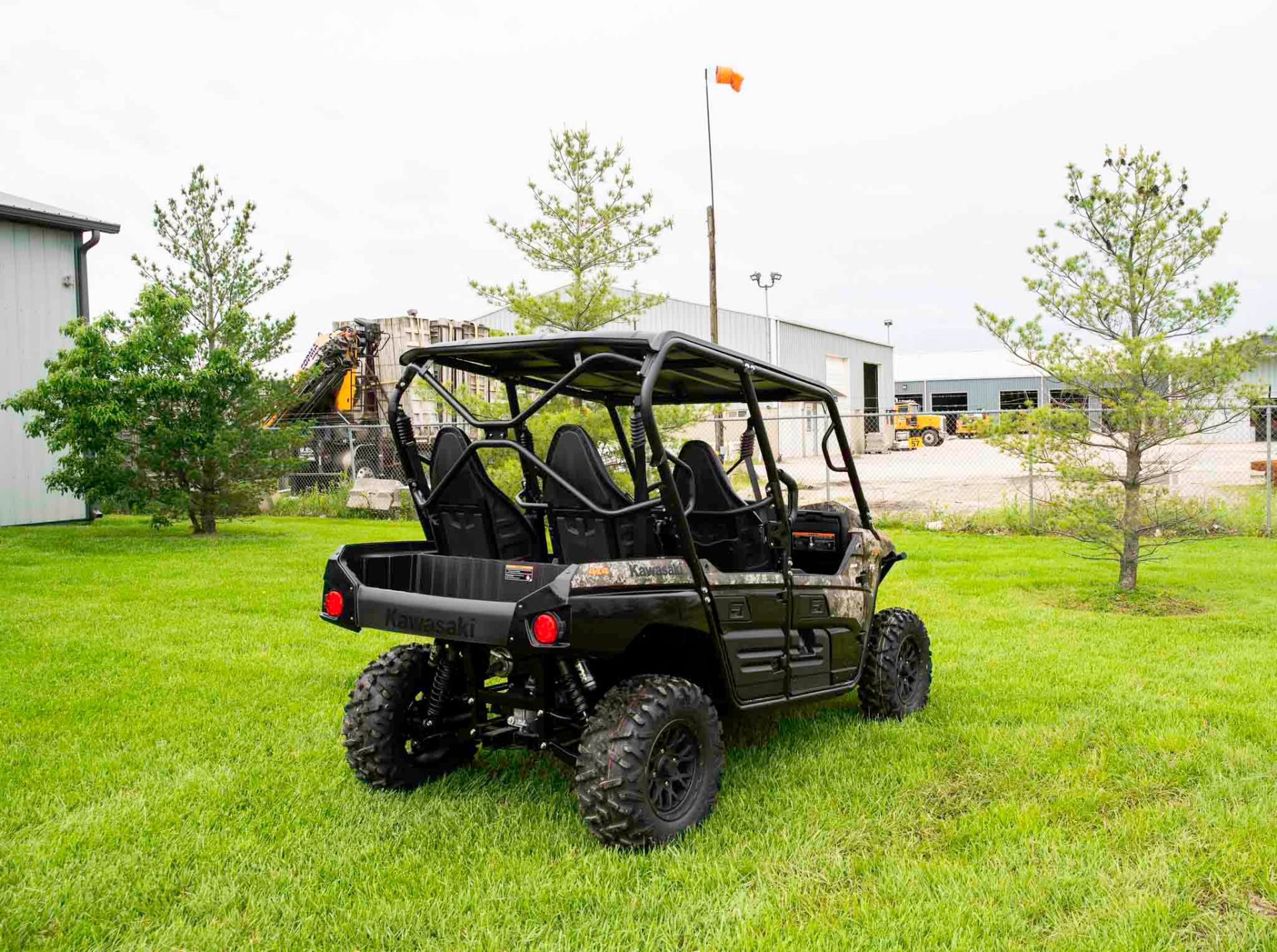 2025 Kawasaki Teryx4 S Camo in Effingham, Illinois - Photo 8