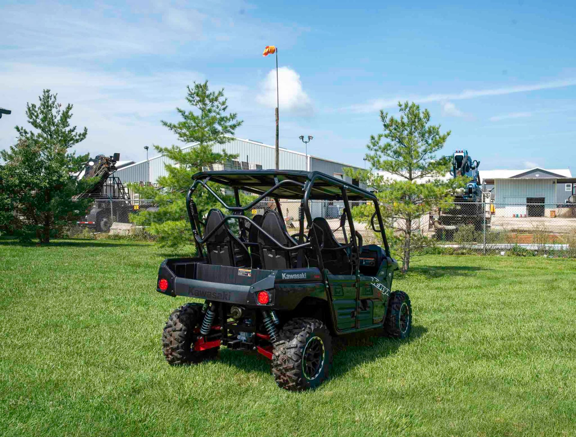 2025 Kawasaki Teryx4 S LE in Effingham, Illinois - Photo 8