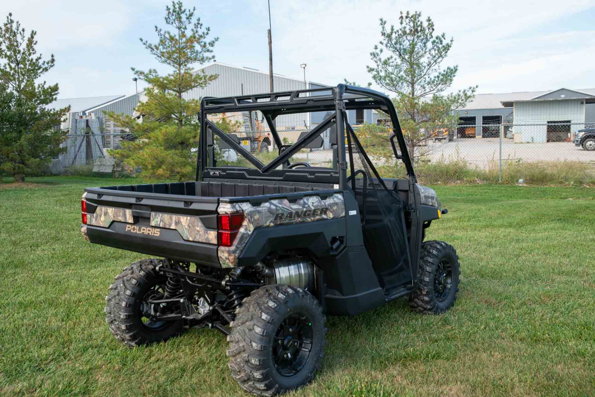 2025 Polaris Ranger XP 1000 Premium in Effingham, Illinois - Photo 8