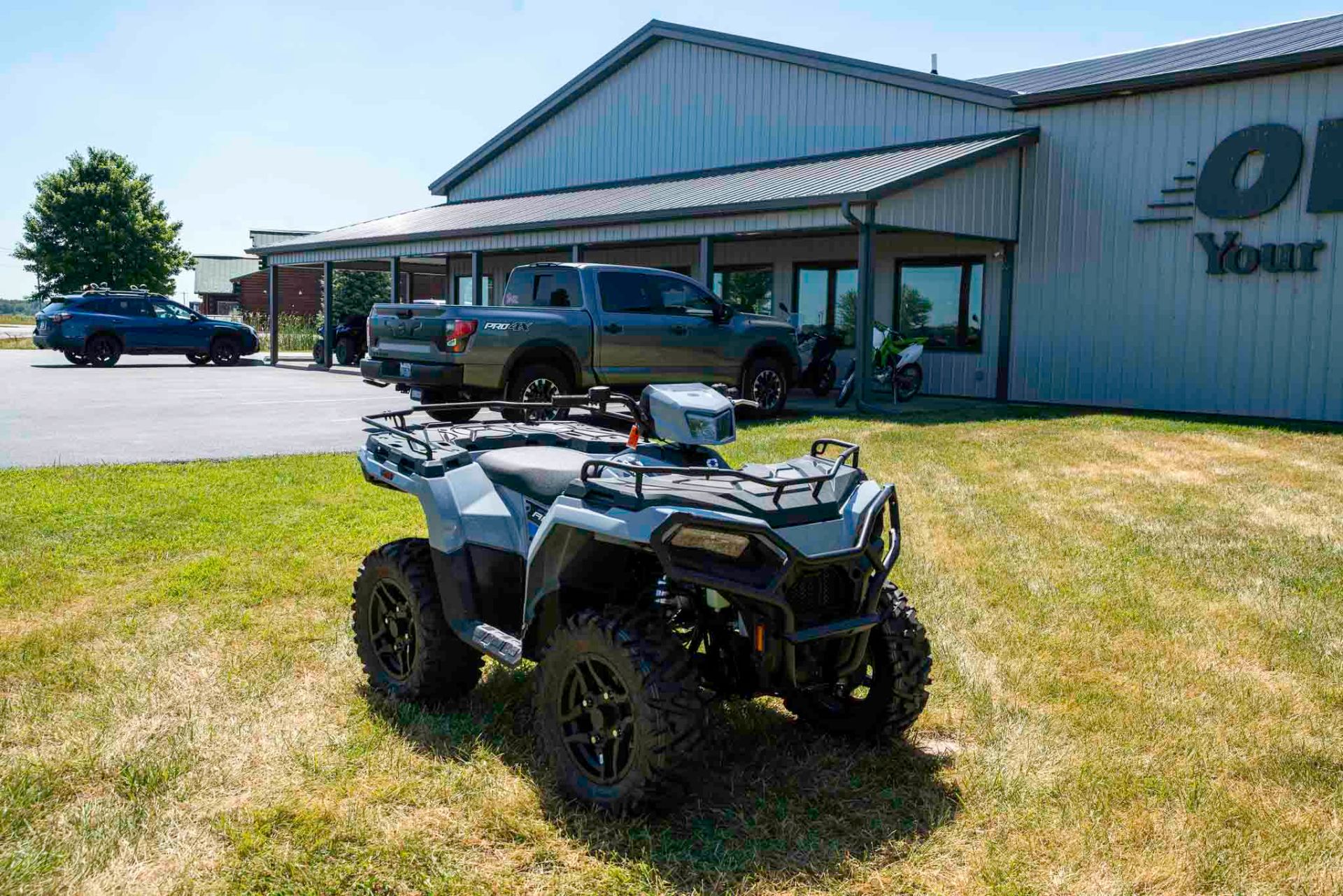 2024 Polaris Sportsman 570 Premium in Effingham, Illinois - Photo 2